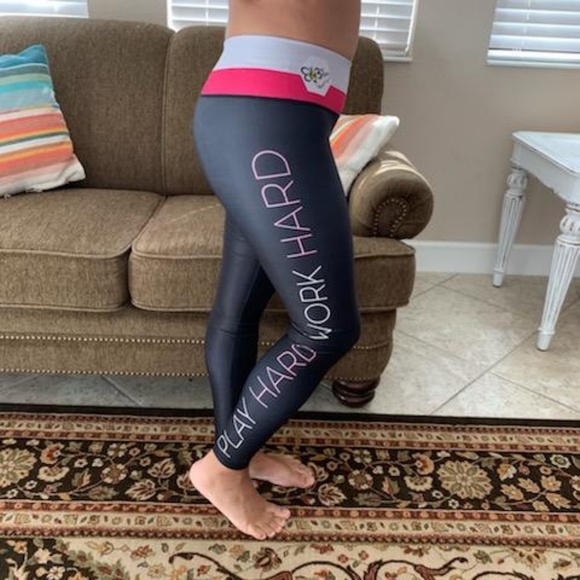 Colombian Athletic Yoga Pants - Picture 4 of 8